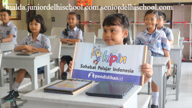 Meningkatkan Literasi Anak Indonesia